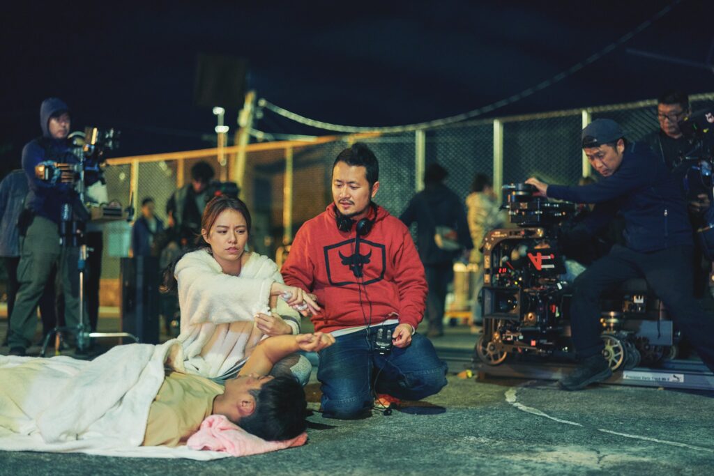 當我看見宋芸樺的第一眼，我的頭上就長出一條烤香腸。 7