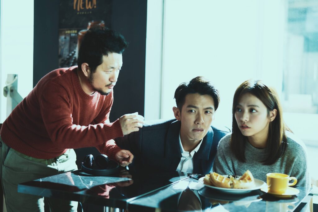 當我看見宋芸樺的第一眼，我的頭上就長出一條烤香腸。 9